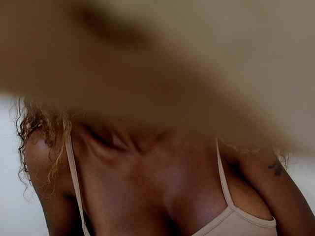 juicylayla webcam