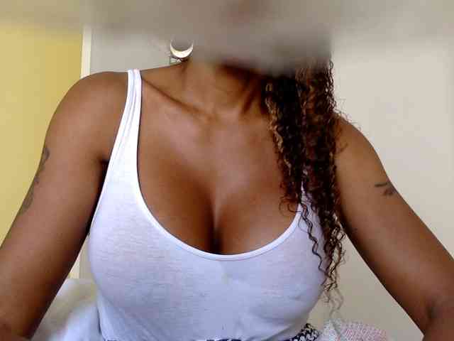 juicylayla webcam