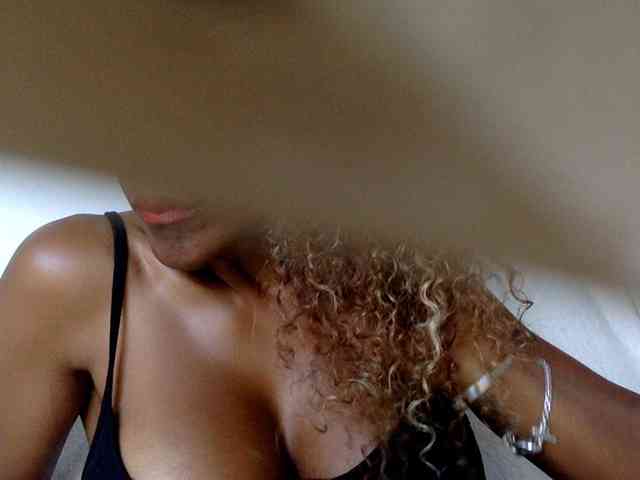 juicylala Live Webcam on BongaCams