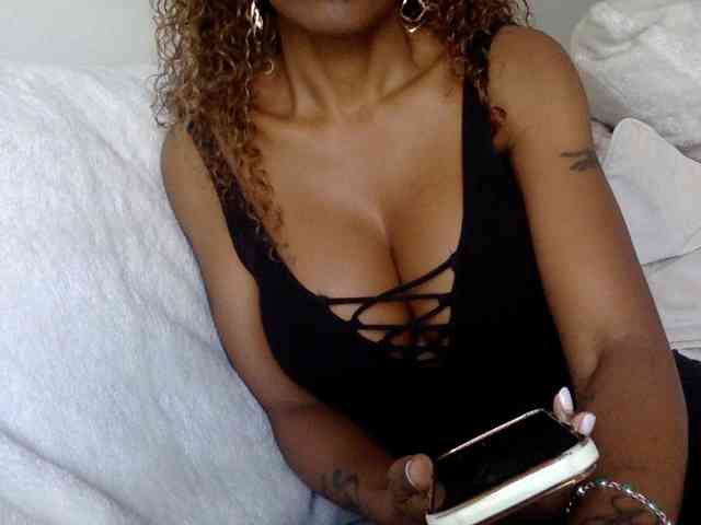 juicylayla