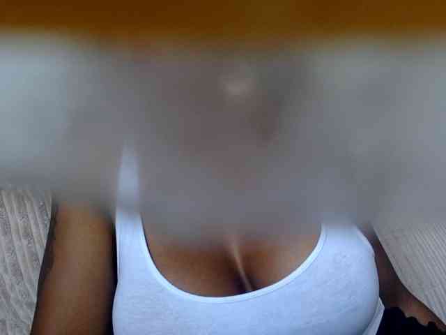 Model: juicylala