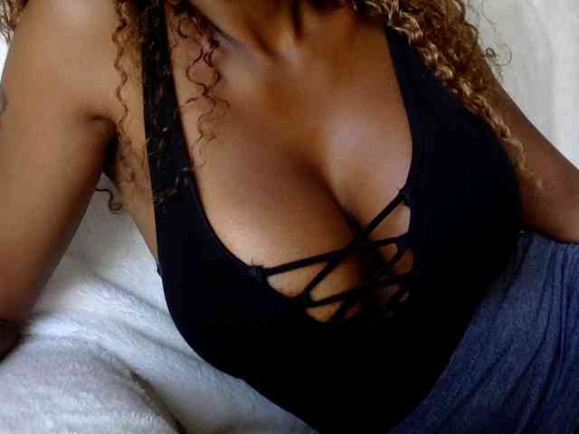 juicylayla webcam