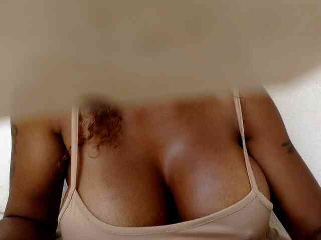 Model: juicylayla
