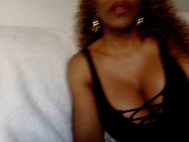 juicylayla