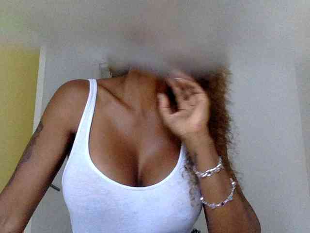 juicylayla webcam