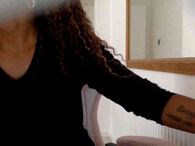 juicylayla webcam