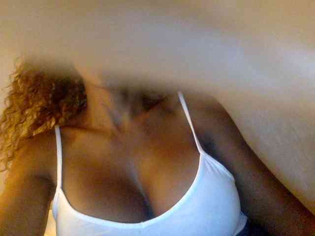 juicylala Live Webcam on BongaCams
