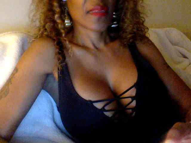 juicylayla