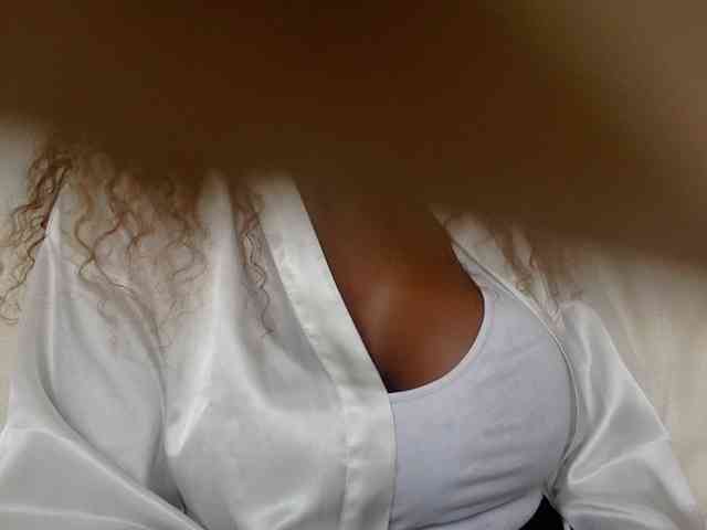 juicylayla webcam