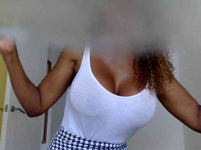 juicylayla