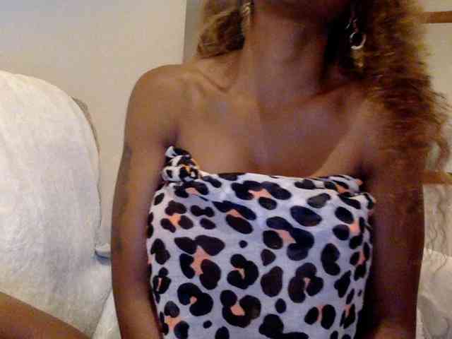 juicylayla