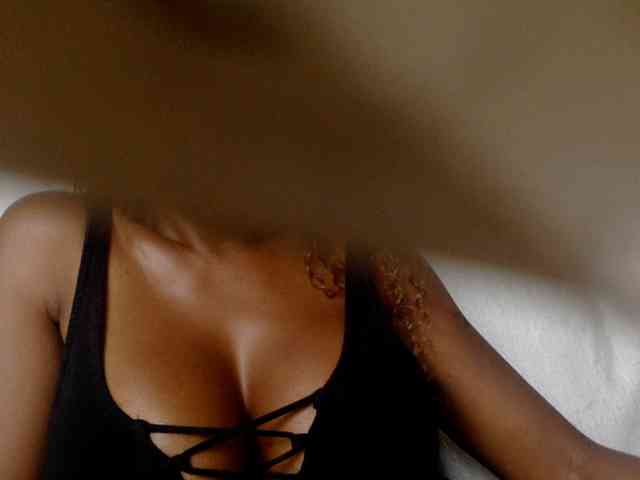 juicylayla webcam
