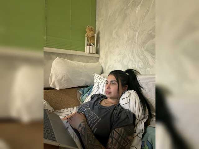 Pe4enkaa live webcam show