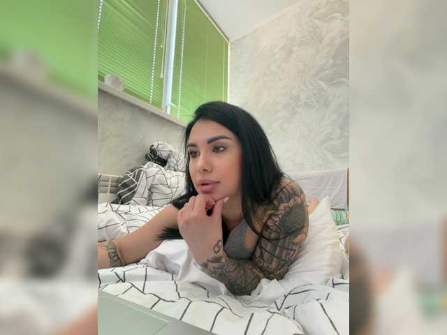Pe4enkaa live webcam show