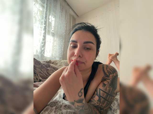 Pe4enkaa live cam on BongaCams