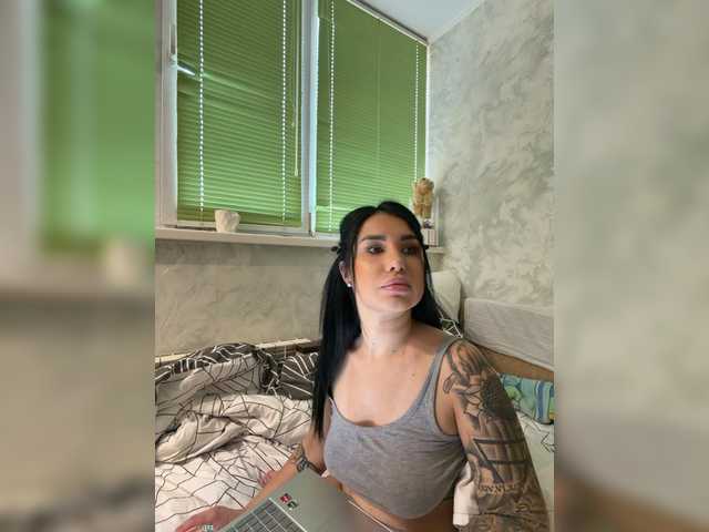 Pe4enkaa live webcam show