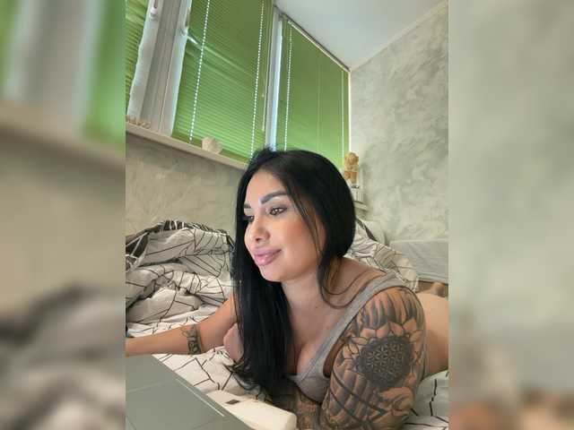 Pe4enkaa live webcam show
