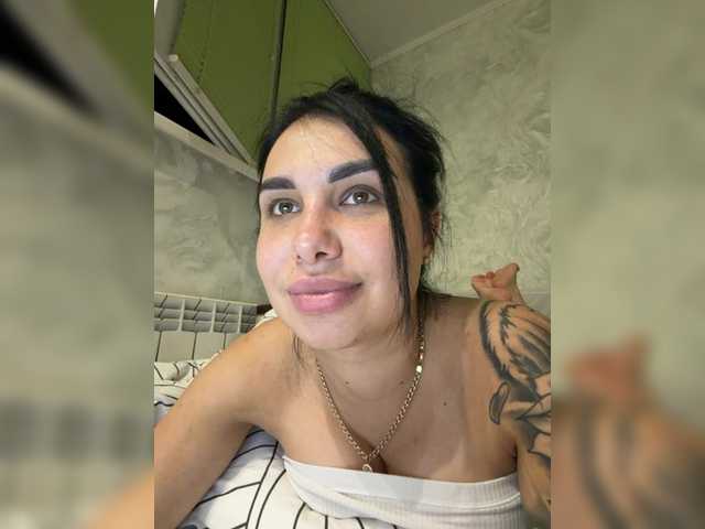 Pe4enkaa live cam on BongaCams