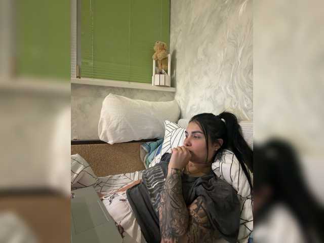 Pe4enkaa live webcam show