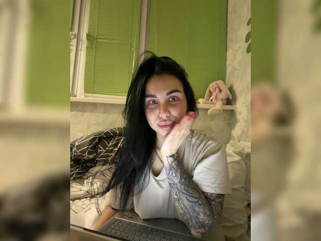 Pe4enkaa live cam on BongaCams