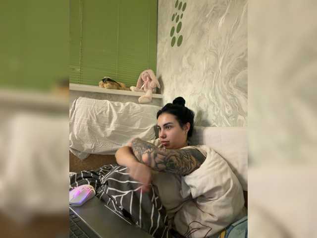 Pe4enkaa live cam on BongaCams