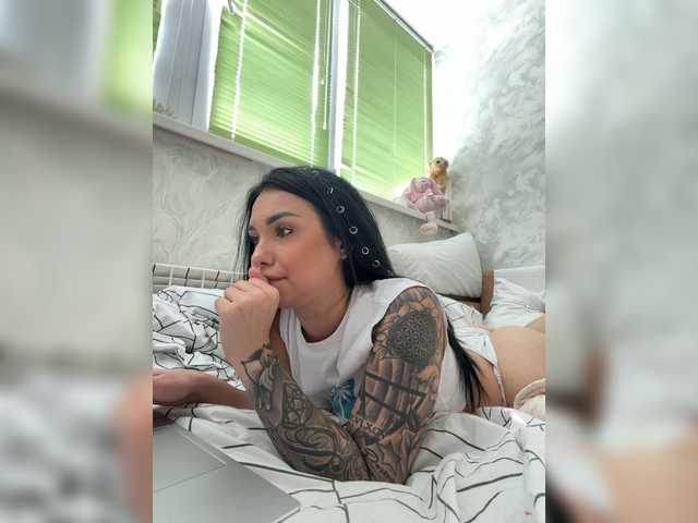 Pe4enkaa live cam on BongaCams