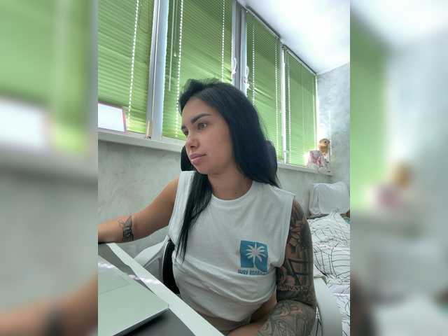 Pe4enkaa live cam on BongaCams