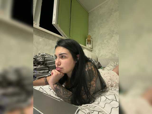 Pe4enkaa live webcam show
