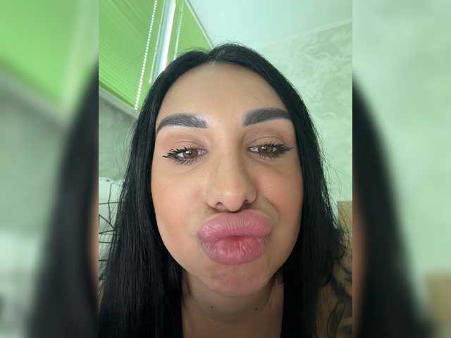 Pe4enkaa live cam on BongaCams
