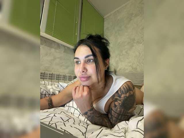 Pe4enkaa live cam on BongaCams