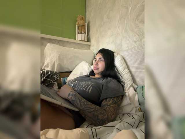 Pe4enkaa live webcam show