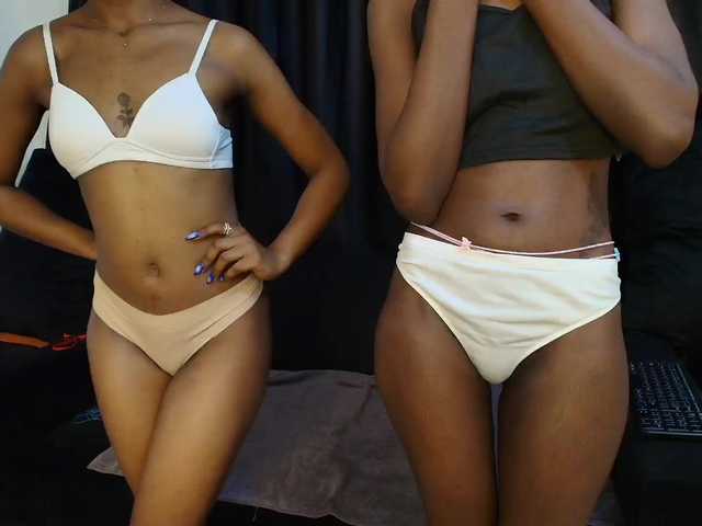Dark-ebony live cam on BongaCams