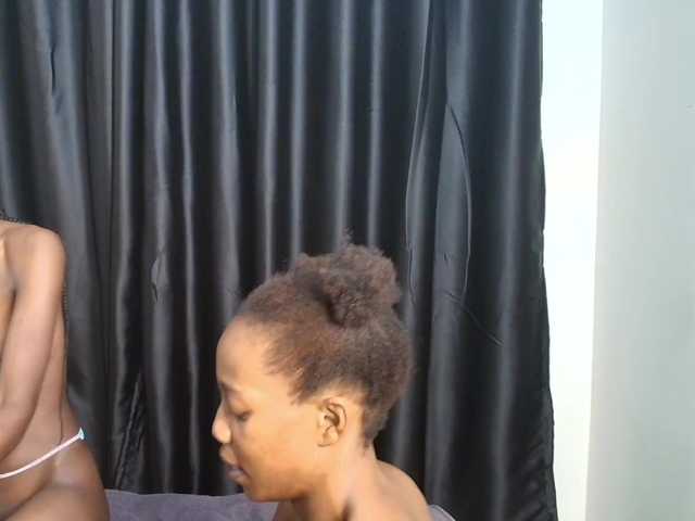 Dark-ebony live webcam show