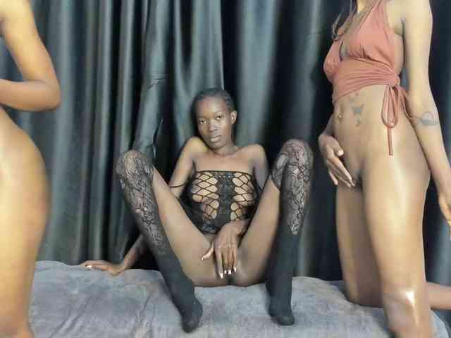 Dark-ebony webcam