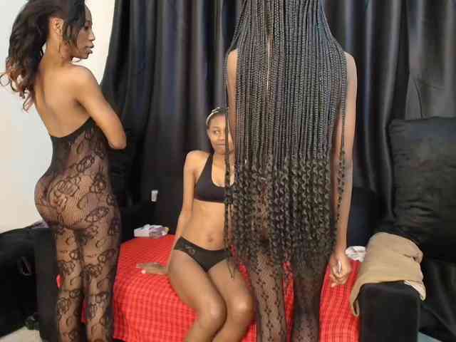 Dark-ebony webcam