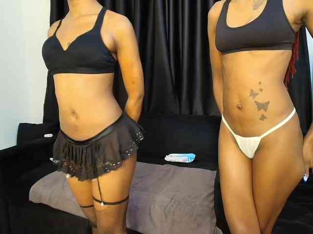 Dark-ebony webcam