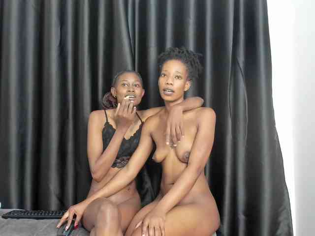 Dark-ebony webcam