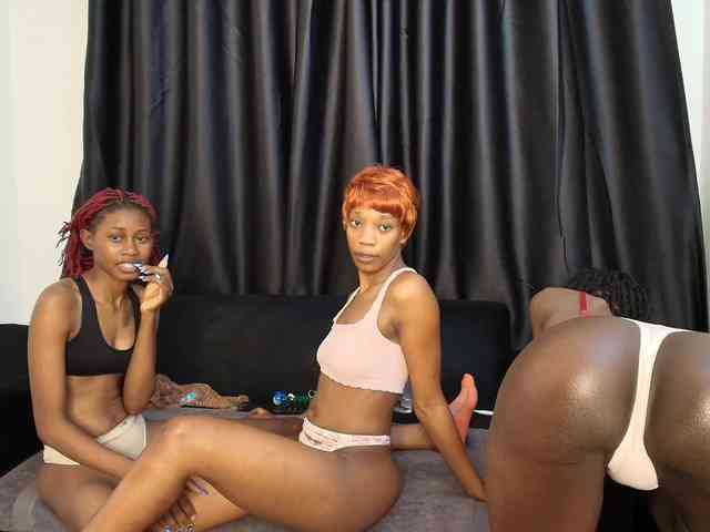 Dark-ebony webcam