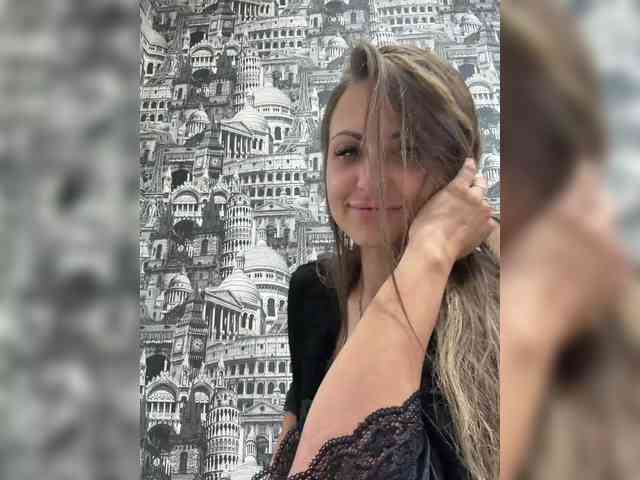 RitaClark webcam