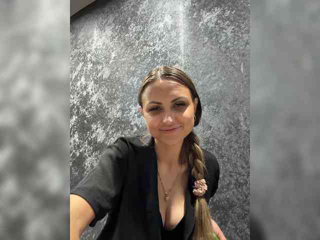 Модель: RitaClark