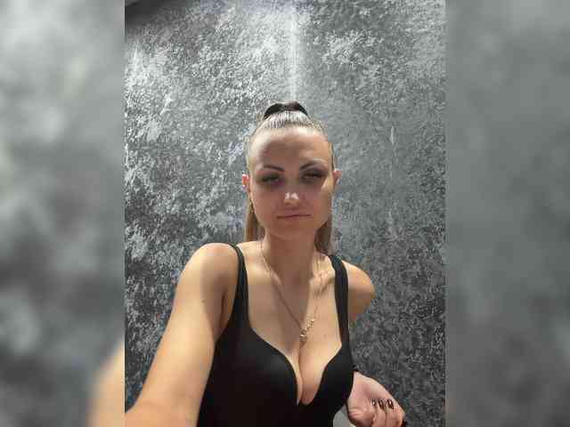 RitaClark webcam