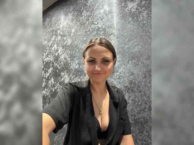 RitaClark webcam
