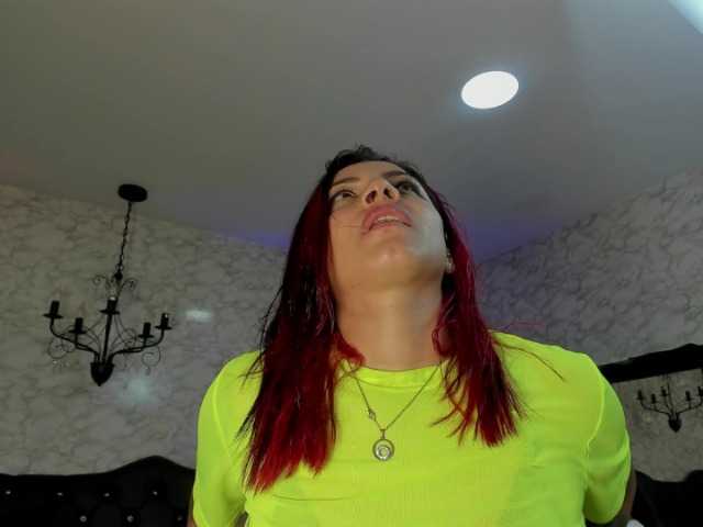 TAFITASL4VE live cam on BongaCams