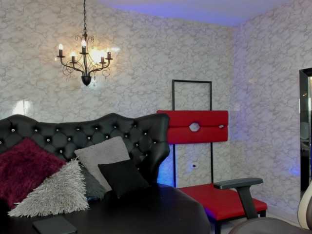 TAFITASL4VE live cam on BongaCams