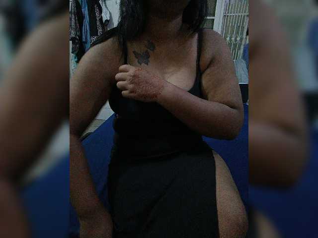 Ursweetbabe live cam on BongaCams