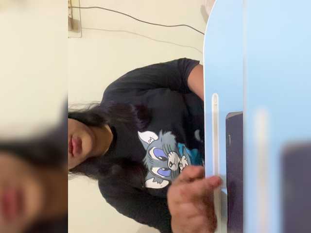 Ursweetbabe live cam on BongaCams