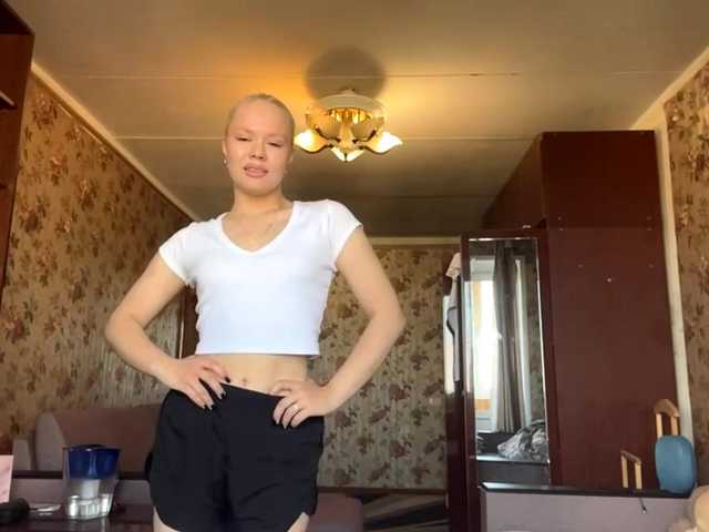 KareenShalhoub live cam on BongaCams