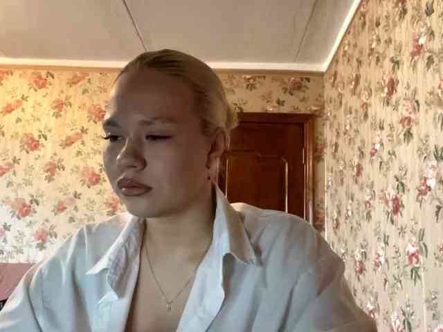 KareenShalhoub webcam
