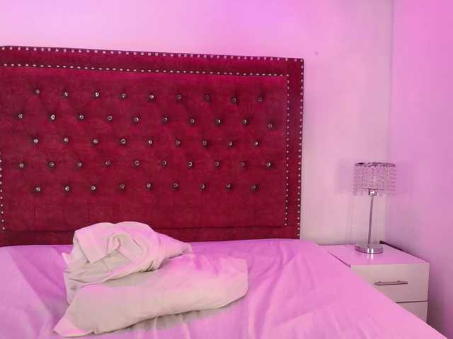 Daphne-glass live cam on BongaCams
