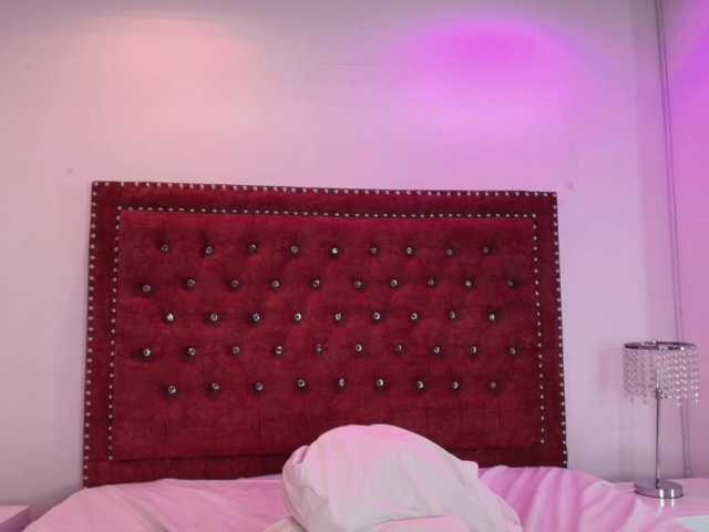 Daphne-glass live cam on BongaCams